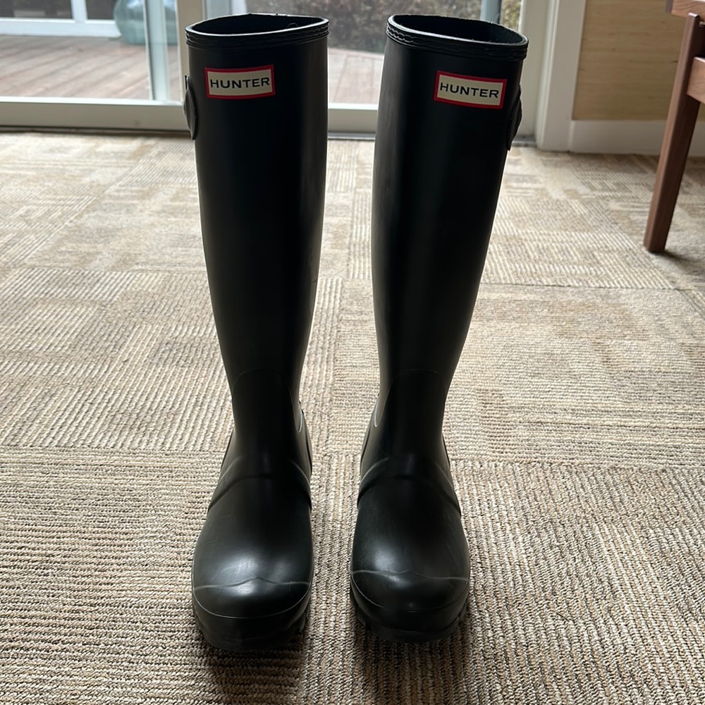 Hunter Boots. Never worn. Green. Size 6